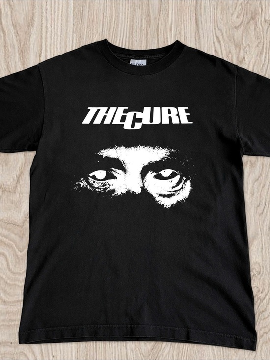 Gildan Other - The Cure Graphic Black Tshirt